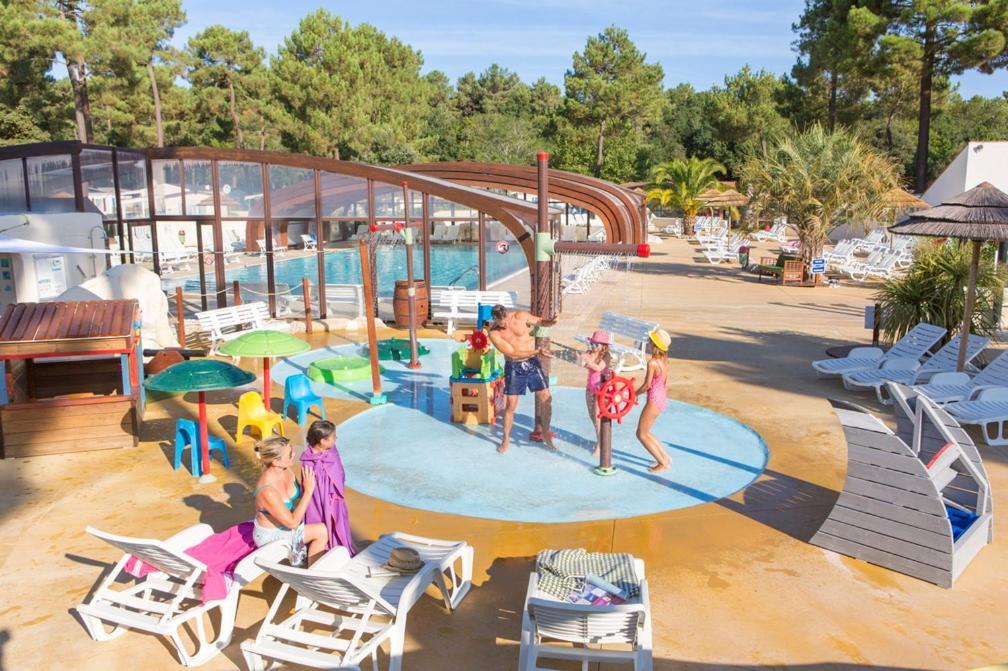 Camping Officiel Siblu La Pignade Ronce-les-Bains Exterior foto